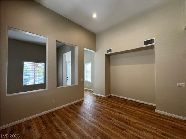 1913 Cape Cod Landing Drive, Las Vegas, NV 89135