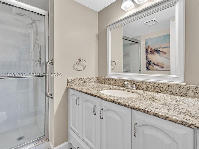 9620 Sunrise Lakes Blvd 302, Sunrise, FL 33322