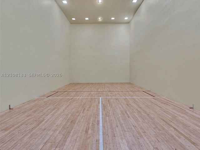 9620 Sunrise Lakes Blvd 302, Sunrise, FL 33322