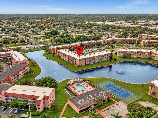 9620 Sunrise Lakes Blvd 302, Sunrise, FL 33322