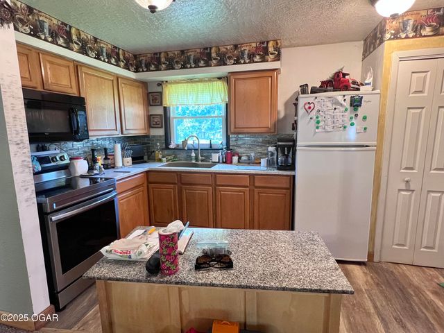 5327 E 20th Street Street, Joplin, MO 64801