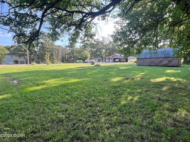 5327 E 20th Street Street, Joplin, MO 64801