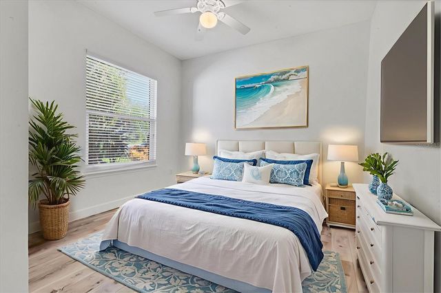 9238 13TH AVENUE CIR NW, Bradenton, FL 34209