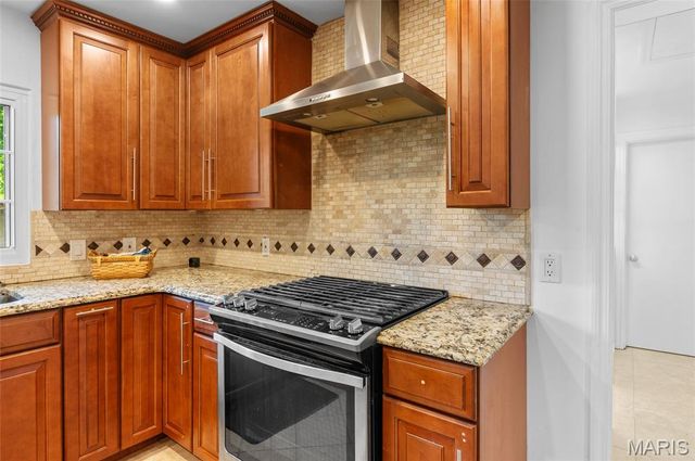 16 Autumn Lane, Belleville, IL 62223