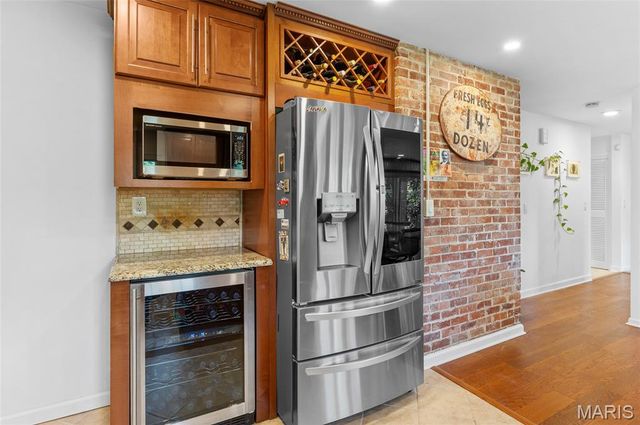 16 Autumn Lane, Belleville, IL 62223