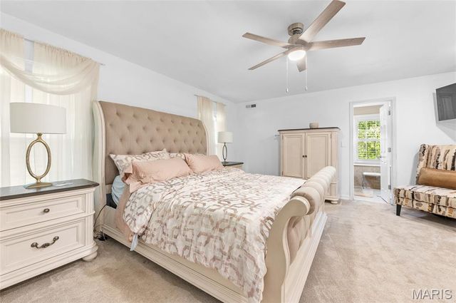 16 Autumn Lane, Belleville, IL 62223