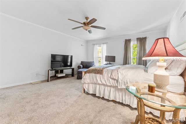 16 Autumn Lane, Belleville, IL 62223