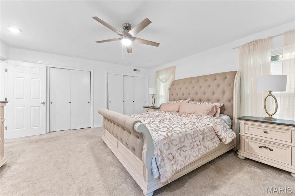 Image 29 of property listing at 16 Autumn Lane, Belleville, IL 62223