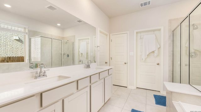 1318 Arcadian Rose, San Antonio, TX 78245