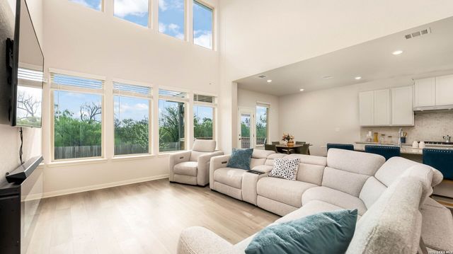 1318 Arcadian Rose, San Antonio, TX 78245