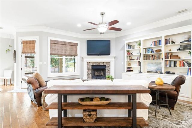 215 Wentworth Street, Fairhope, AL 36532