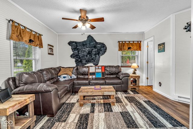 4851 Wycliff East Drive, Indianapolis, IN 46221