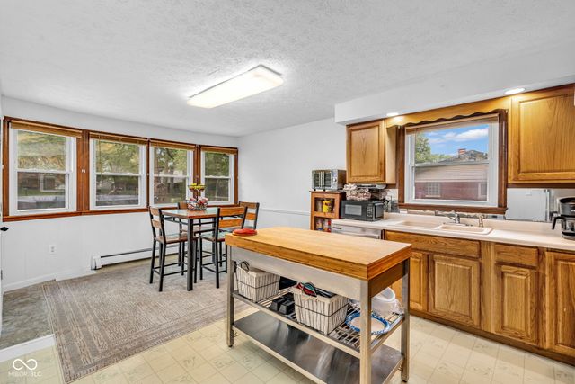 4851 Wycliff East Drive, Indianapolis, IN 46221