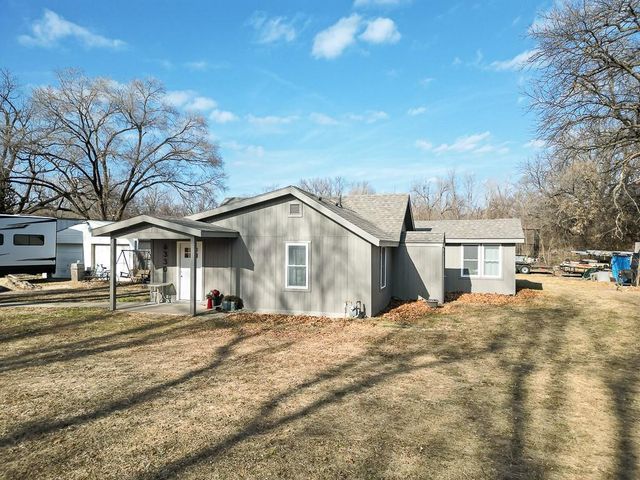 6330 Richland Avenue, Kansas City, KS 66111