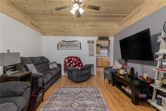 6330 Richland Avenue, Kansas City, KS 66111