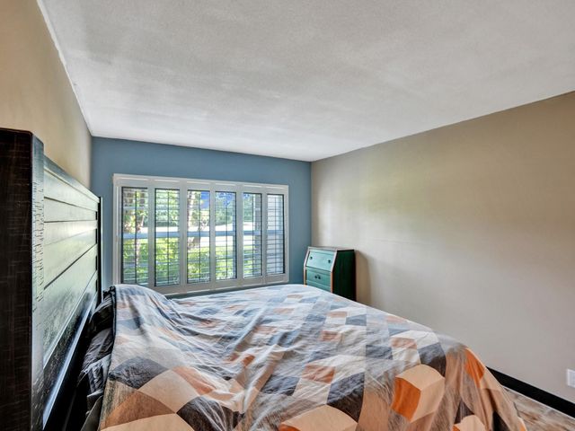 3150 N Palm Aire Drive 106, Pompano Beach, FL 33069