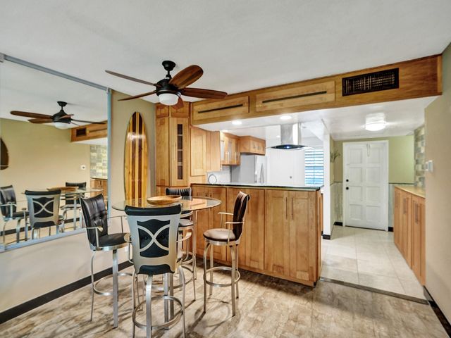 3150 N Palm Aire Drive 106, Pompano Beach, FL 33069