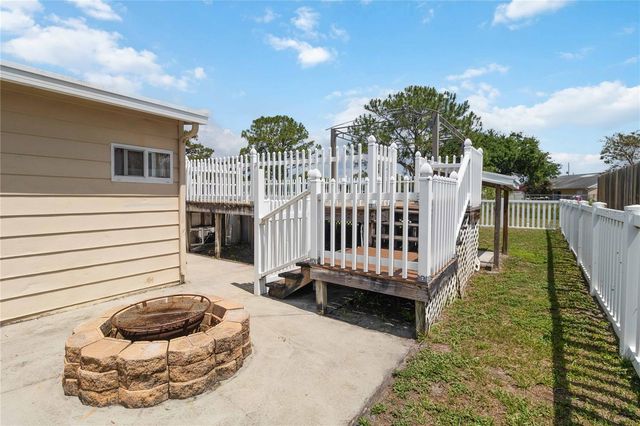 2030 CRYSTAL LANE, St Cloud, FL 34769