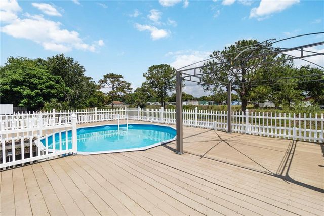 2030 CRYSTAL LANE, St Cloud, FL 34769