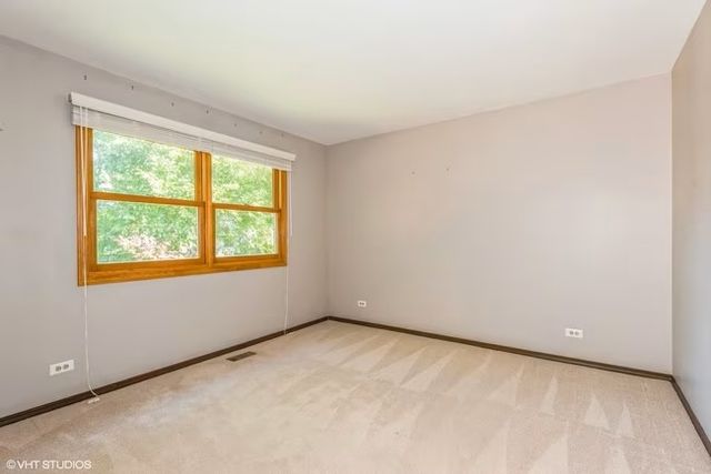 1121 Needham Road, Naperville, IL 60563