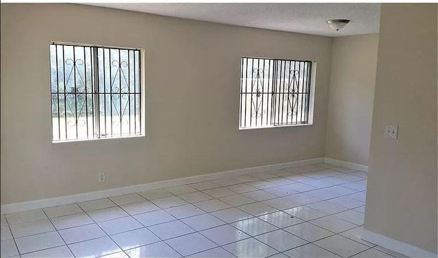 5710 NW 21st Street 36-b, Lauderhill, FL 33313