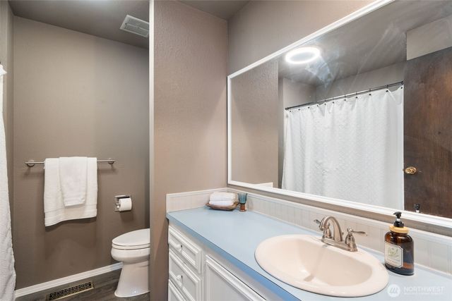 2234 NE Goldenrod Avenue, Bremerton, WA 98311