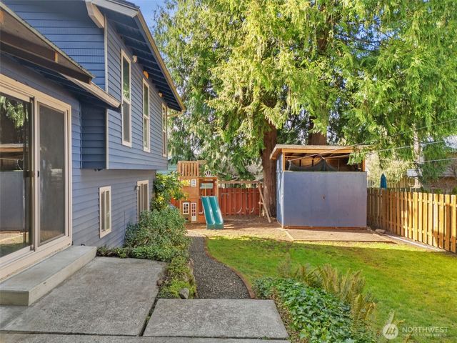 2234 NE Goldenrod Avenue, Bremerton, WA 98311