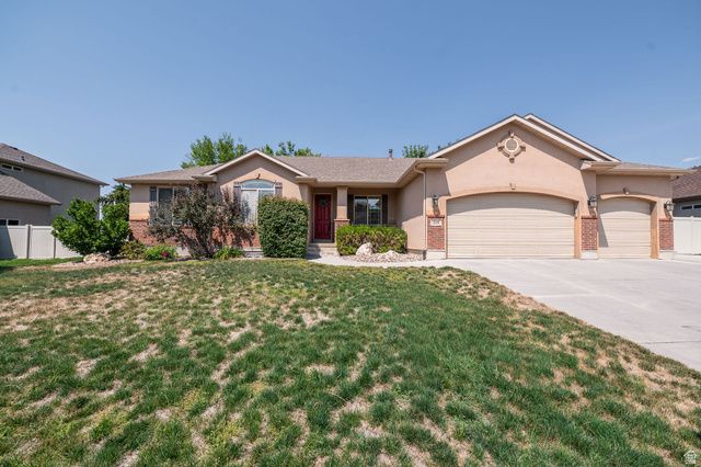 319 E 2300 RES, Kaysville, UT 84037