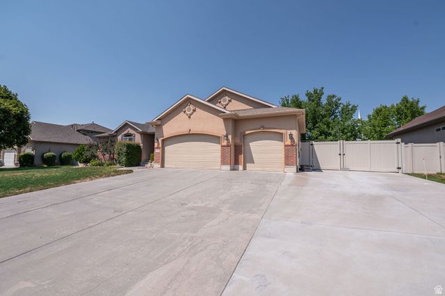 319 E 2300 RES, Kaysville, UT 84037