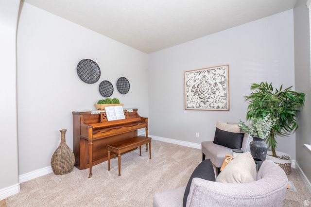 319 E 2300 RES, Kaysville, UT 84037