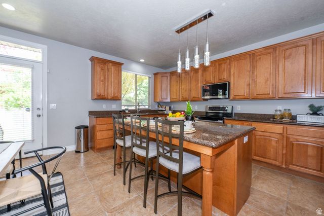 319 E 2300 RES, Kaysville, UT 84037