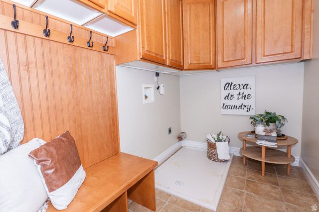 319 E 2300 RES, Kaysville, UT 84037