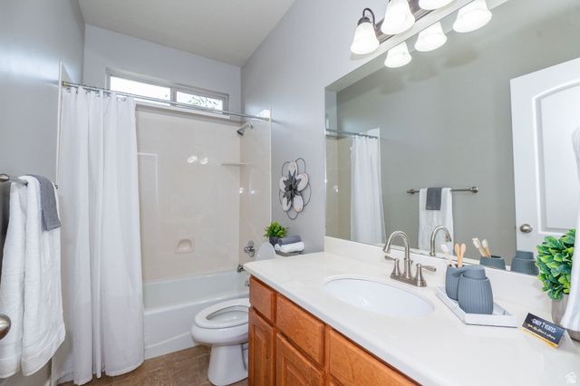 319 E 2300 RES, Kaysville, UT 84037
