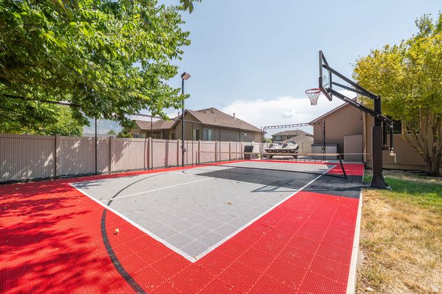 319 E 2300 RES, Kaysville, UT 84037