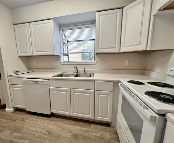 2008 West LOOP B, Austin, TX 78758