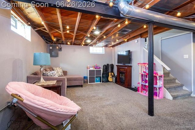 9290 Niver Avenue, Allen Park, MI 48101