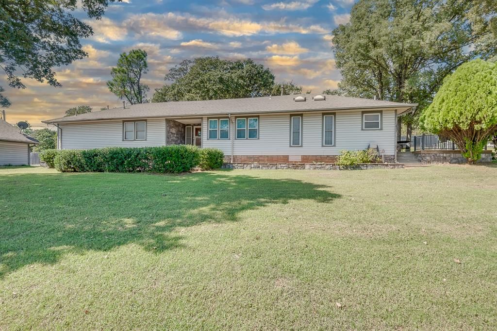 8224 Kasbaum Lane, Oklahoma City, OK 73150