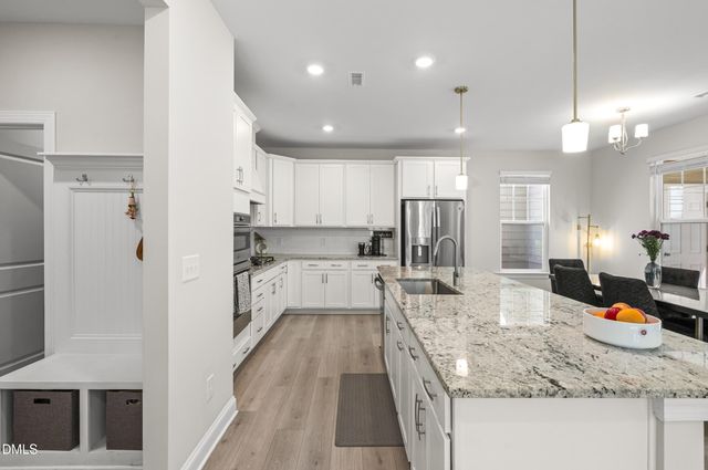 121 Faxton Way, Holly Springs, NC 27540