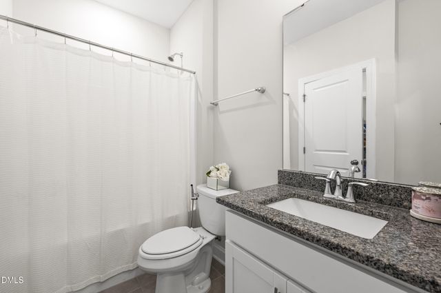 121 Faxton Way, Holly Springs, NC 27540