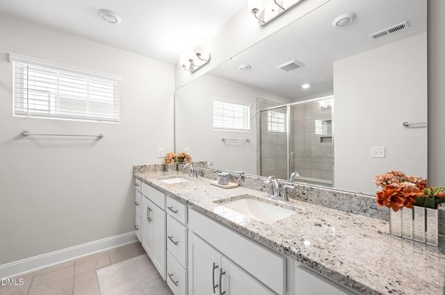 121 Faxton Way, Holly Springs, NC 27540