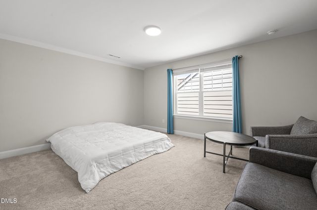 121 Faxton Way, Holly Springs, NC 27540