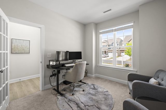 121 Faxton Way, Holly Springs, NC 27540