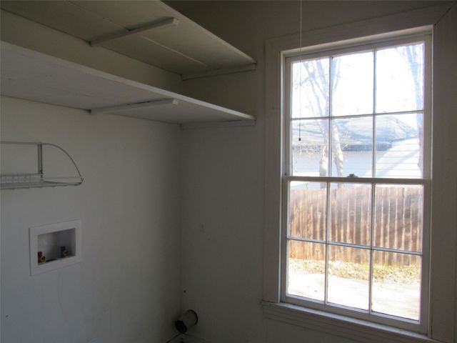 3807 Beverly Drive, Beverly Hills, TX 76711