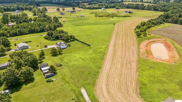 3409 Highway 76, Cottontown, TN 37048