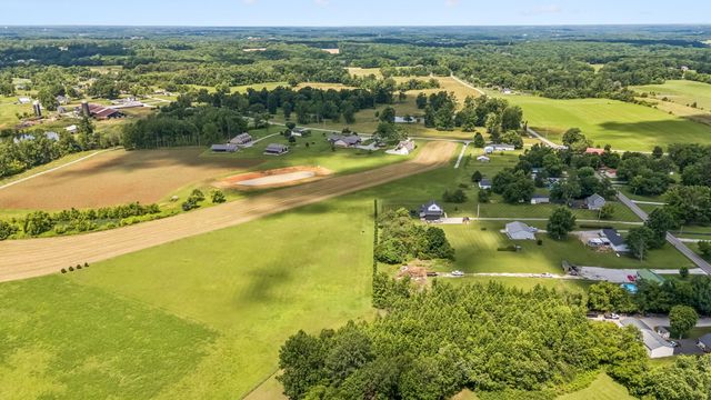 3409 Highway 76, Cottontown, TN 37048
