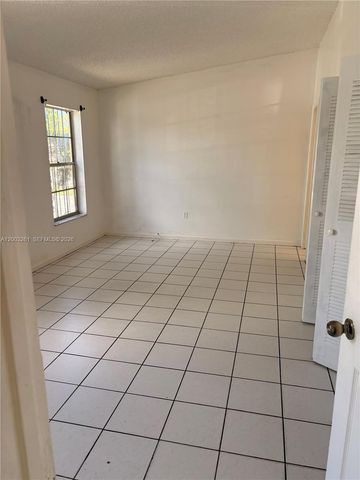 2742 NW 199th Ter 0, Miami Gardens, FL 33056