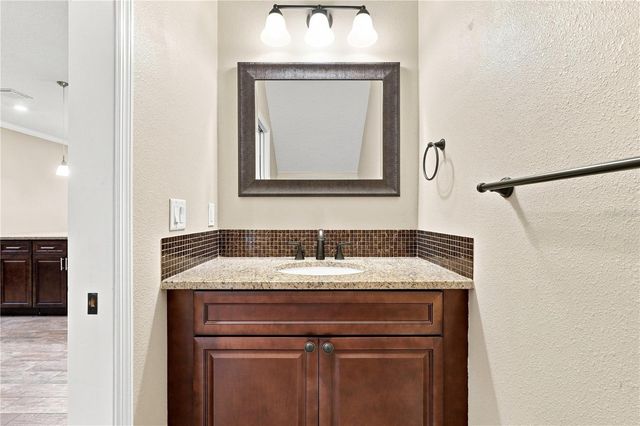 20 W PRINCETON STREET, Orlando, FL 32804