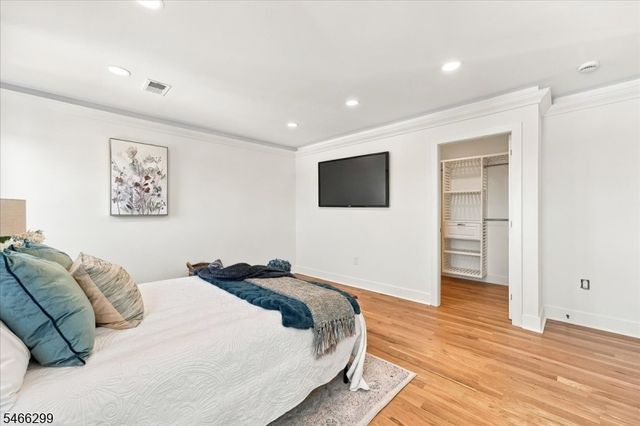 775 Chase Ave, Lyndhurst Twp., NJ 07071