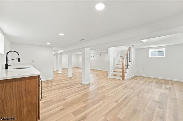 775 Chase Ave, Lyndhurst Twp., NJ 07071