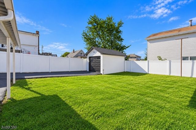 775 Chase Ave, Lyndhurst Twp., NJ 07071